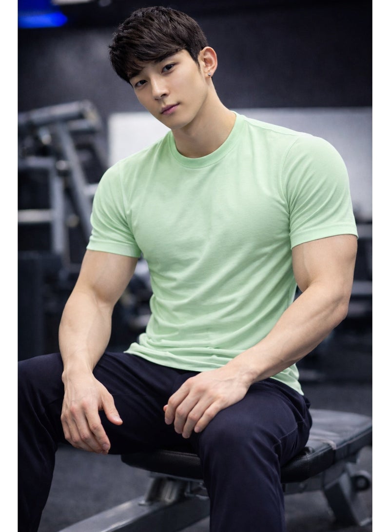 أولودينيز  تيشيرت رياضي رجالي - خفيف، سريع الجفاف، مصنوع من 90% بوليستر و 10% سباندكس - Image 1